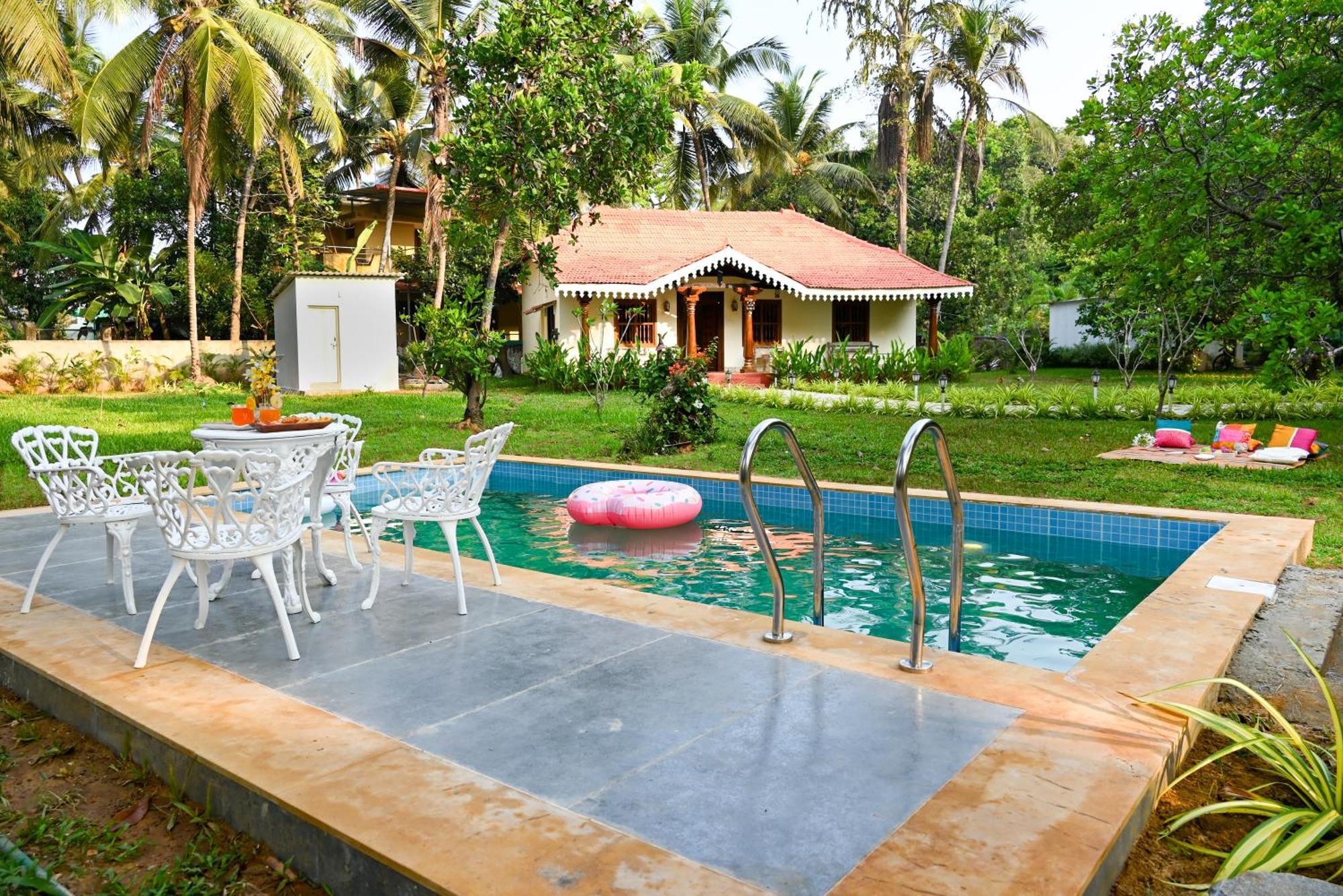 White Serenity Classic Pool Villa Udupi Eksteriør billede